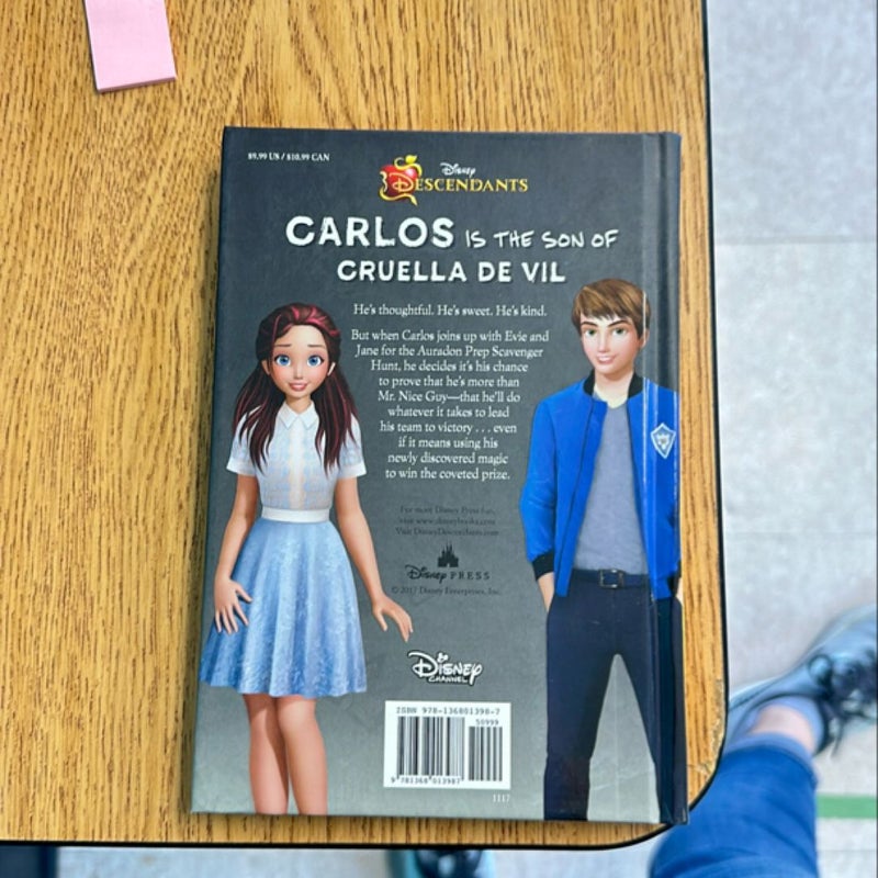 School of Secrets: Carlos's Scavenger Hunt (Disney Descendants)