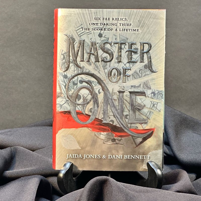 Master of One by Jaida Jones & Dani Bennett (Fairyloot Limited Edition)