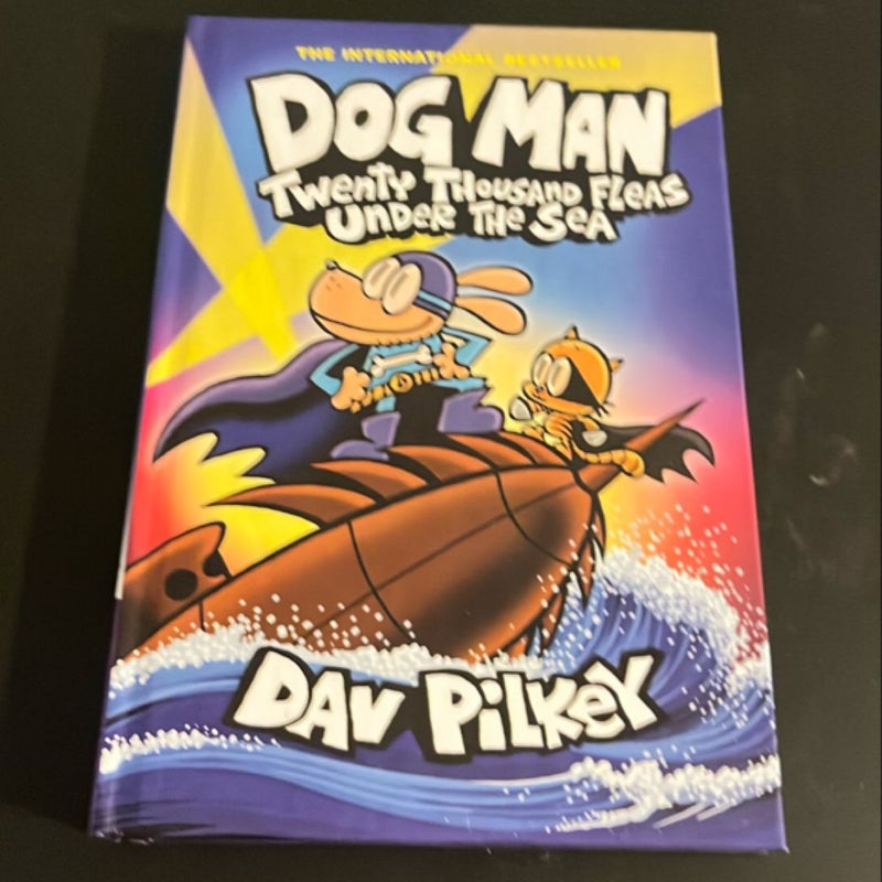 Dog Man: Twenty Thousand Fleas under the Sea: a Graphic Novel (Dog Man #11): from the Creator of Captain Underpants