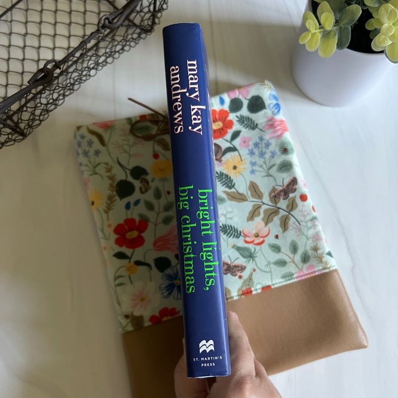 Bright Lights, Big Christmas