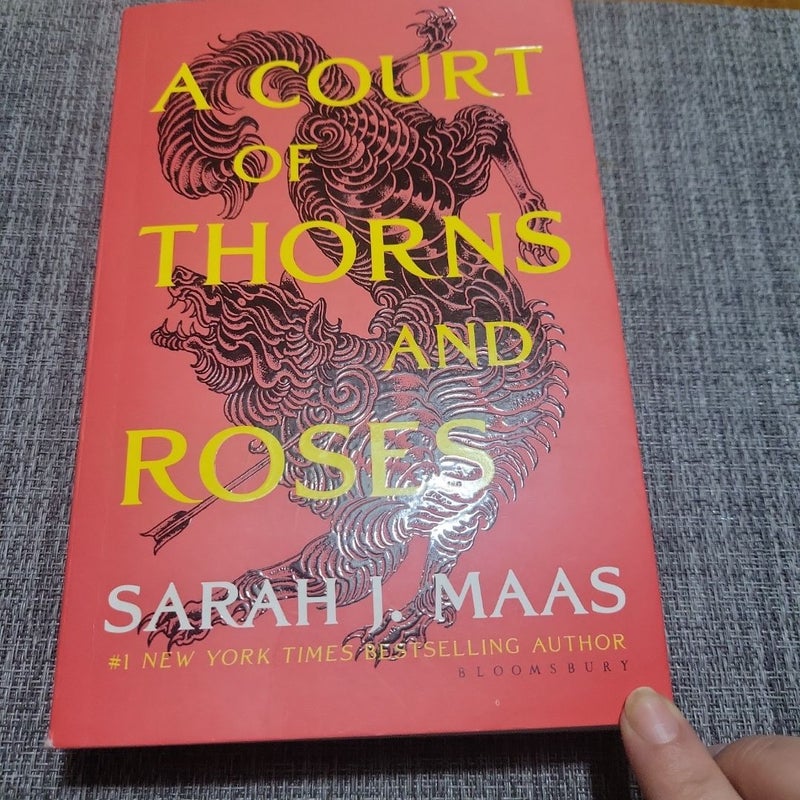 A Court of Thorns and Roses