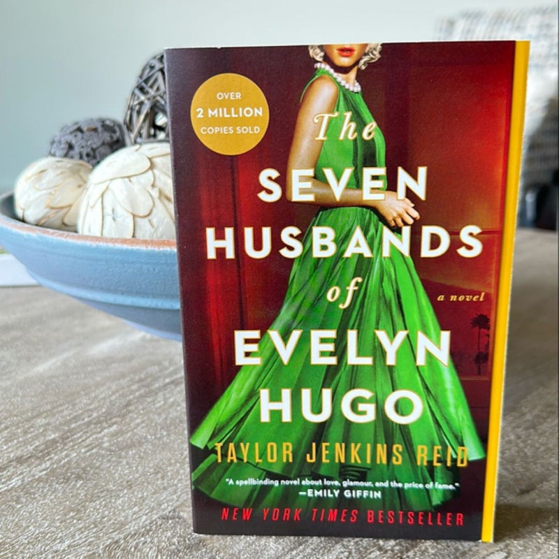 The Seven Husbands of Evelyn Hugo