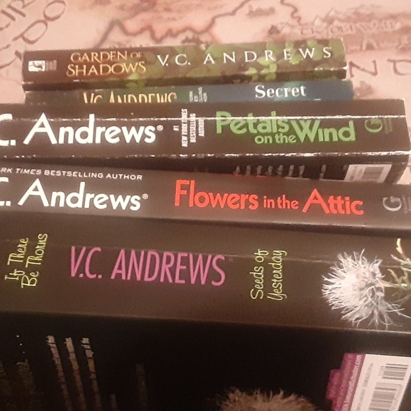 5 Attic series V.C. Andrews book lot Flowers in the Attic, Garden of Shadows, Petals on the Wind, Secret Brother, If There Be Thorns, Seeds of Yesterday