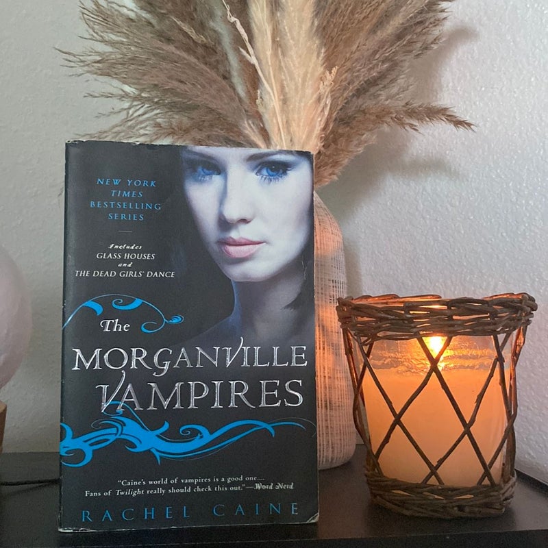 The Morganville Vampires, Volume 1