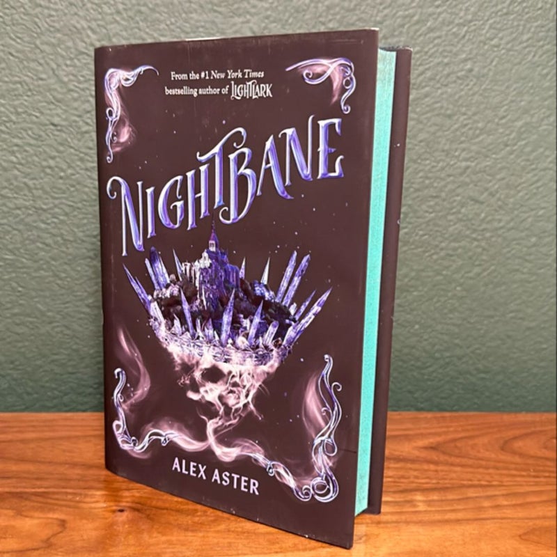 Nightbane(the Lightlark Saga Book 2) sprayed edges