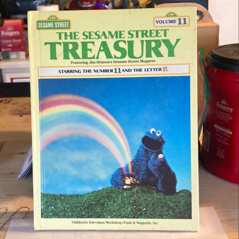 The Sesame Street Treasury (VINTAGE 1983)