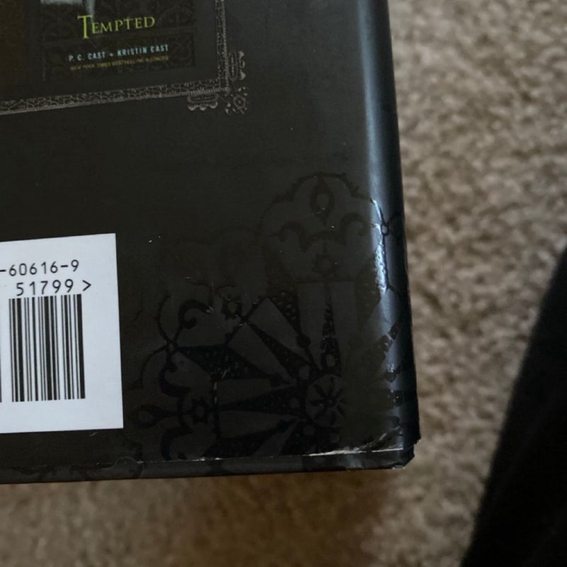 House of Night Series Books 1-12 by , Hardcover | Pangobooks