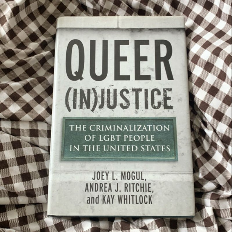 Queer (in)Justice