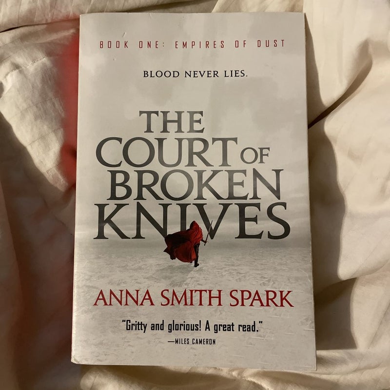 The Court of Broken Knives