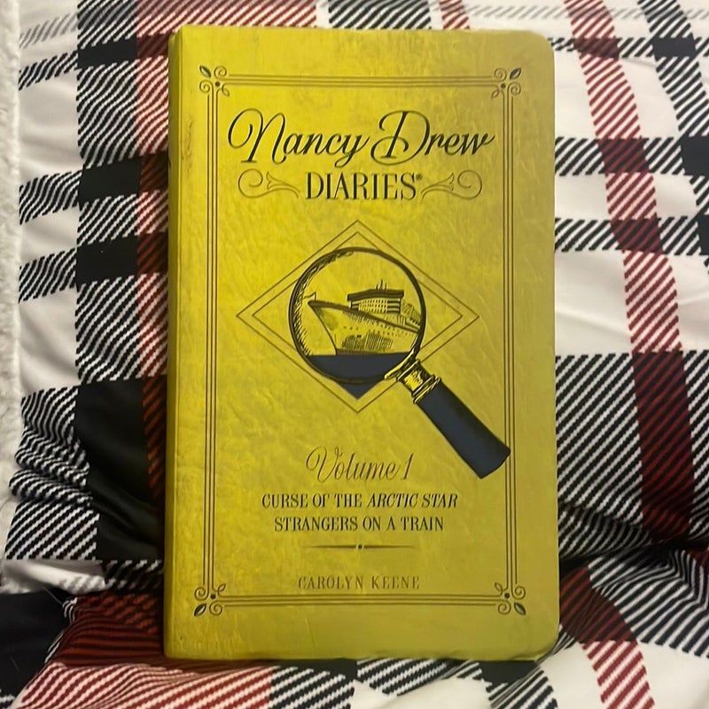 Nancy Drew Diaries Volume 1