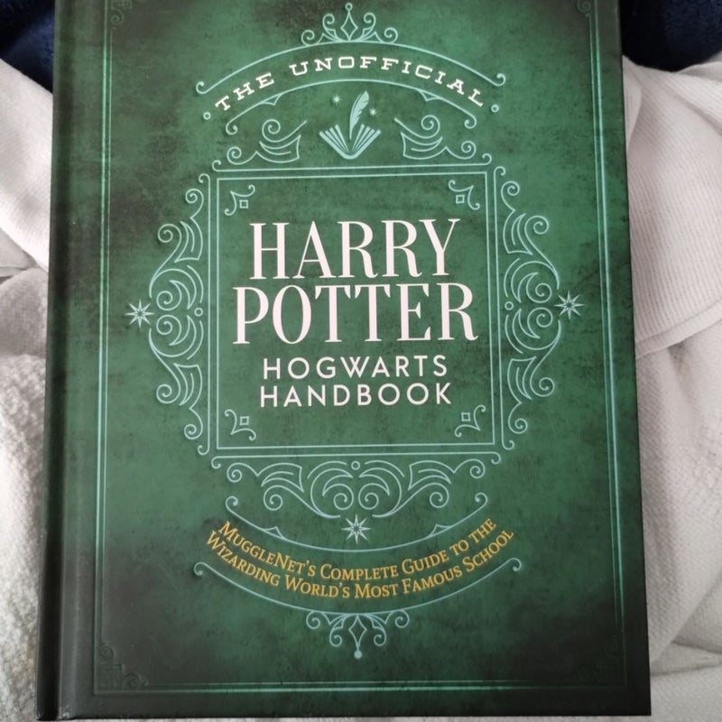 Harry Potter unofficial Hogwarts handbook