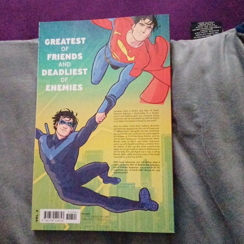 Superman: Son of Kal-El Vol. 2: the Rising