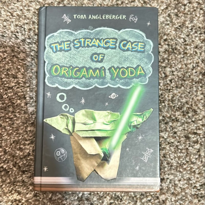 The Strange Case of Origami Yoda (Origami Yoda #1)