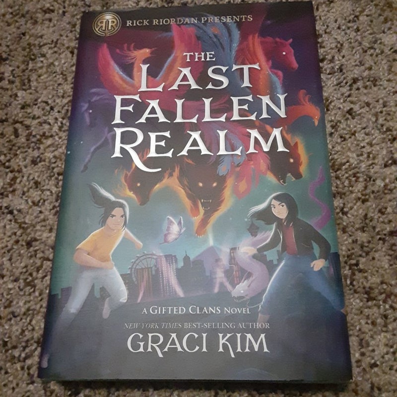 Rick Riordan Presents: the Last Fallen Realm-A Gifted Clans Novel