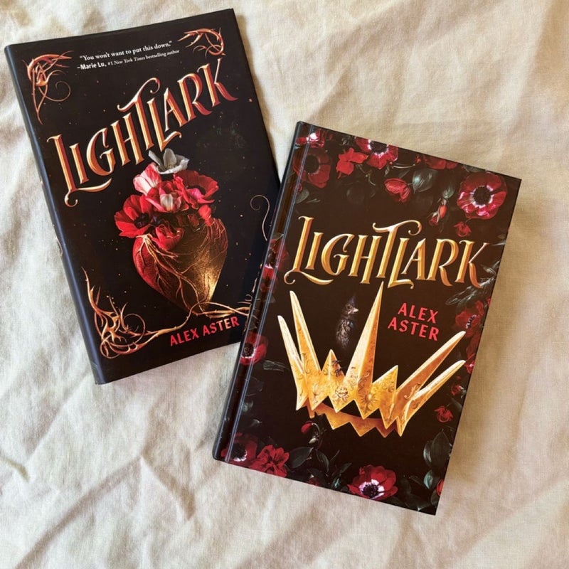 Lightlark (Barnes & Noble Exclusive Edition)