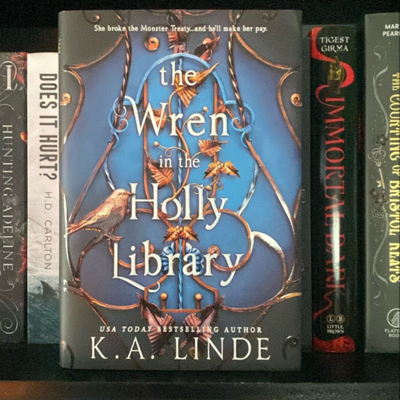 The Wren in the Holly Library (Deluxe Limited Edition)