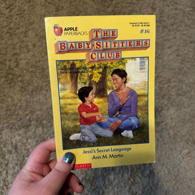 Jessi’s Secret Language (The Baby-Sitter’s Club #16)