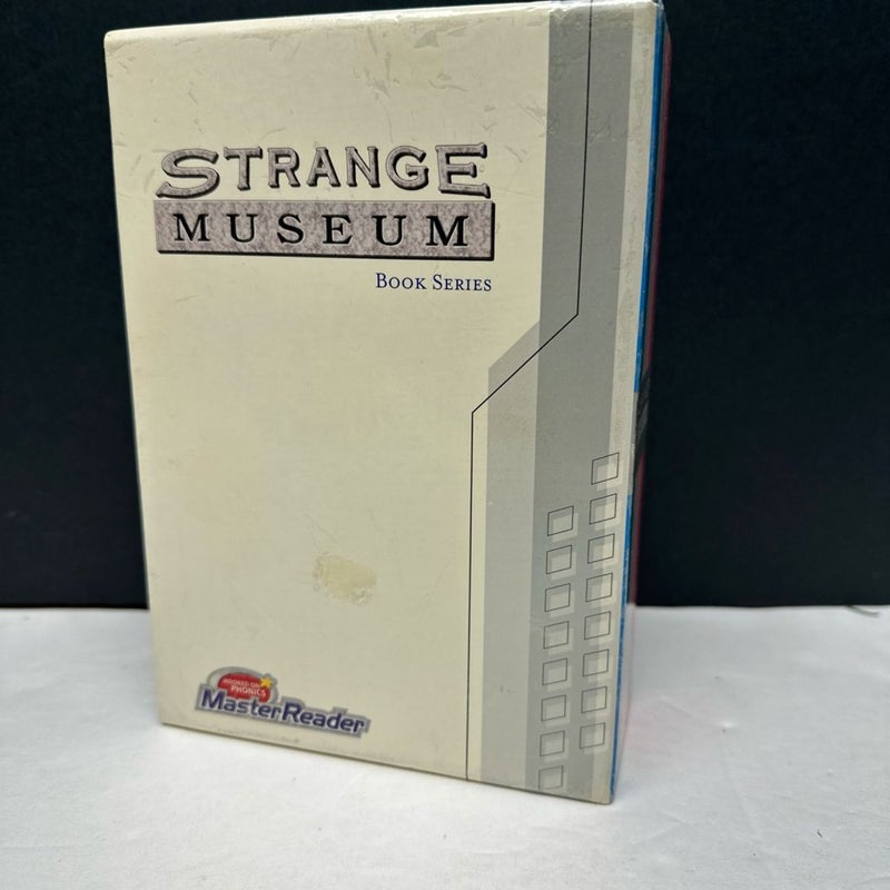 Hooked on Phonics The Strange Museum Master Reader Series 1-4 1st Ed 2003