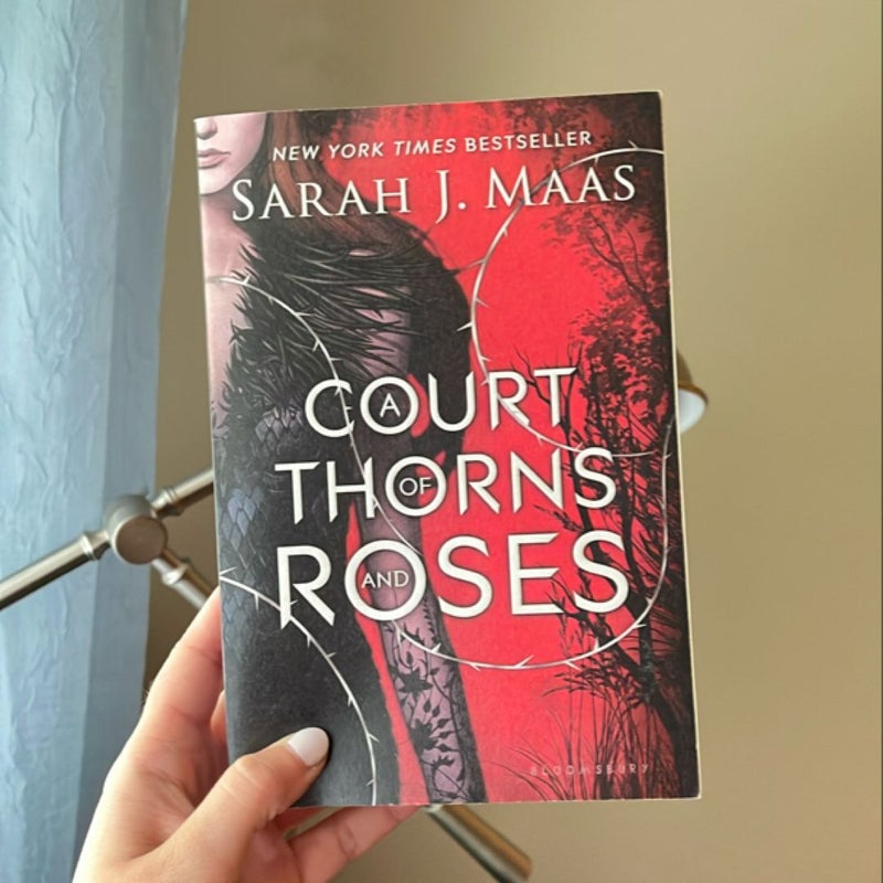 A Court of Thorns and Roses