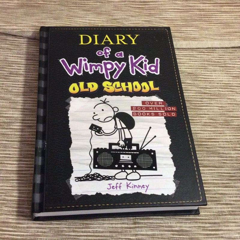 Old School (Diary of a Wimpy Kid #10).  NEW!