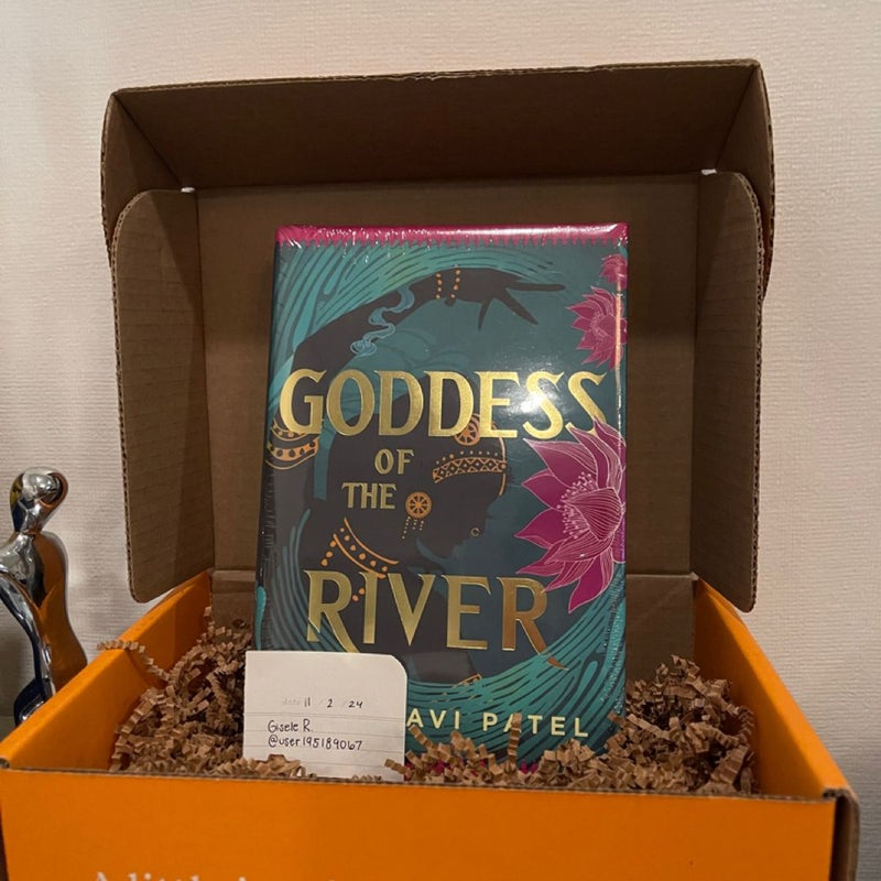 Illumicrate Goddess of the River 