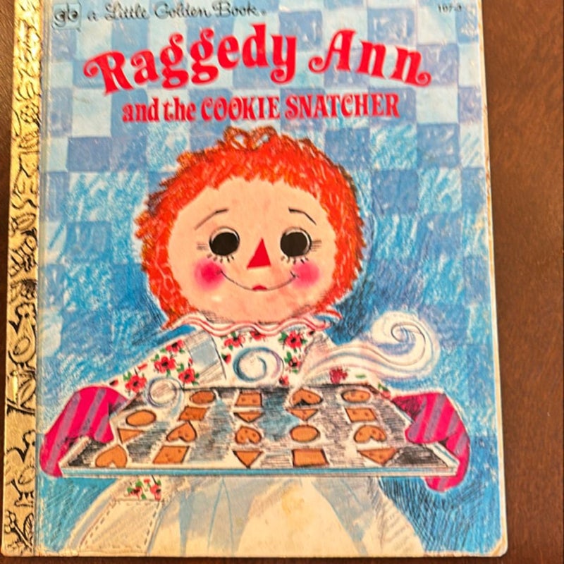 Raggedy Ann and the Cookie Snatcher