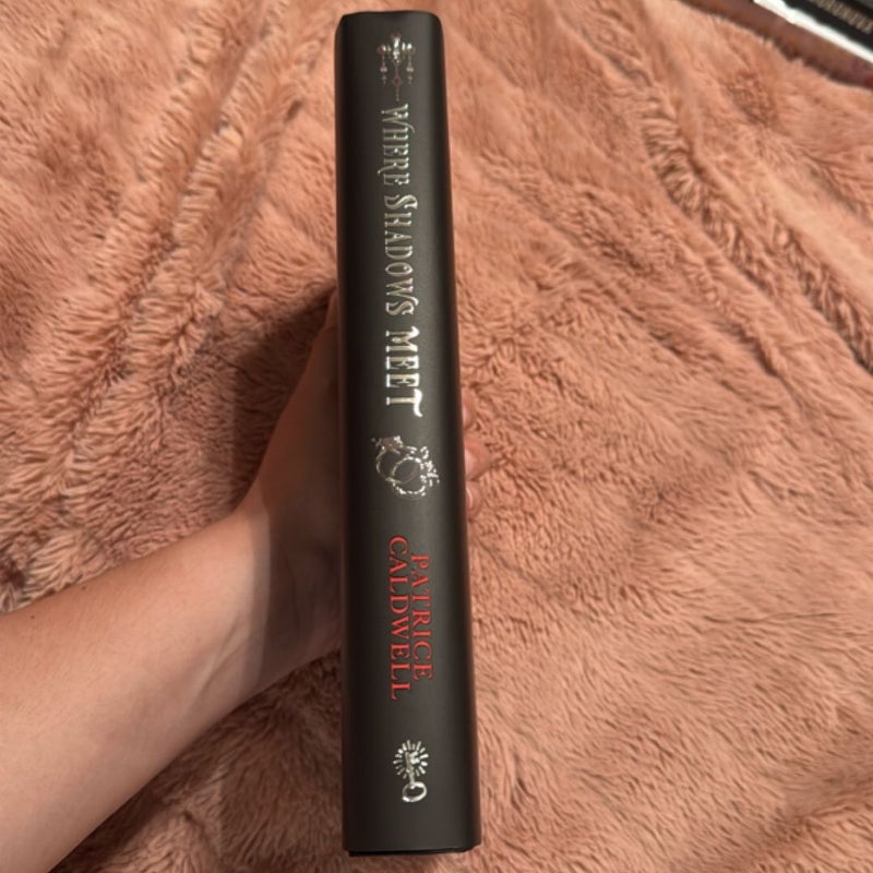 Where Shadows Meet (FairyLoot signed edition, sprayed edges)