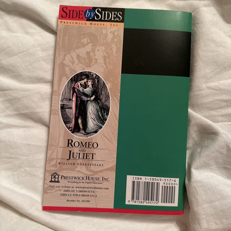 Romeo and Juliet by William Shakespeare, Paperback | Pangobooks