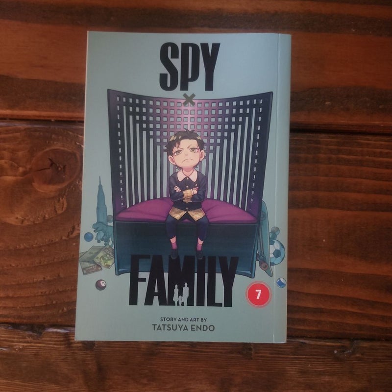 Spy X Family, Vol. 7