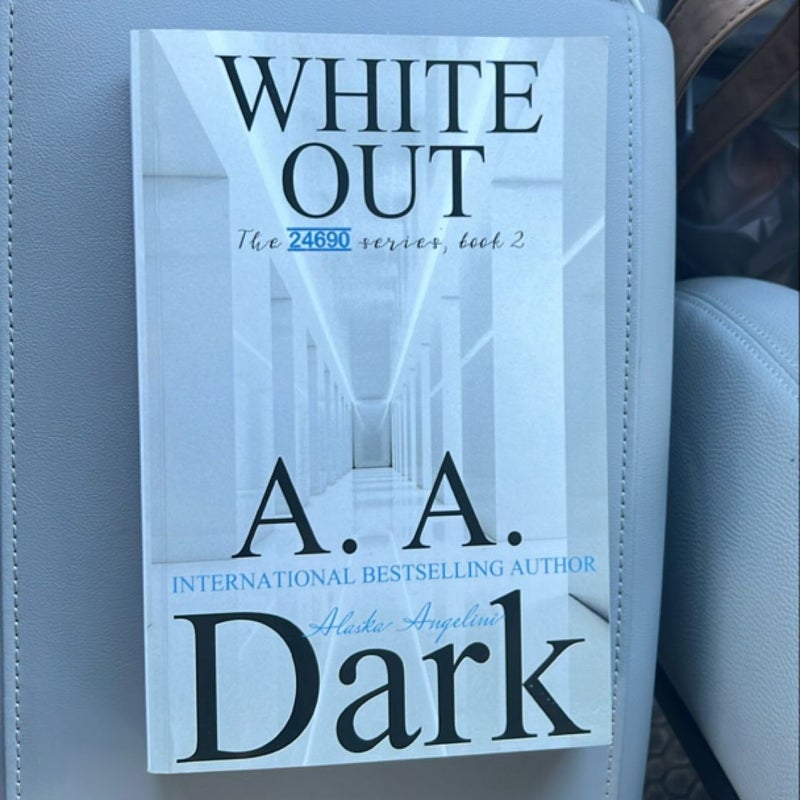 White Out (24690)