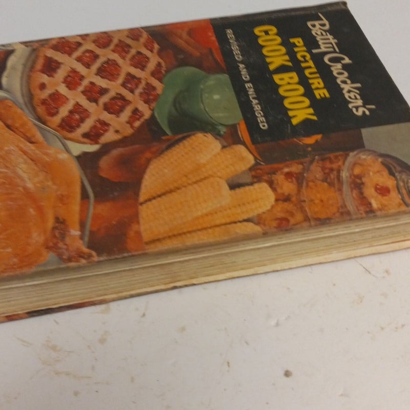 Betty Crocker's Pixture Cook Book Revised and Enlarged