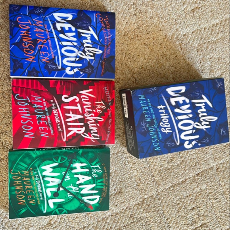 Truly Devious 3-Book Box Set