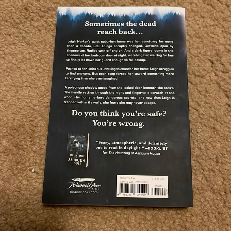 The Haunting of Leigh Harker by Darcy Coates, Paperback | Pangobooks