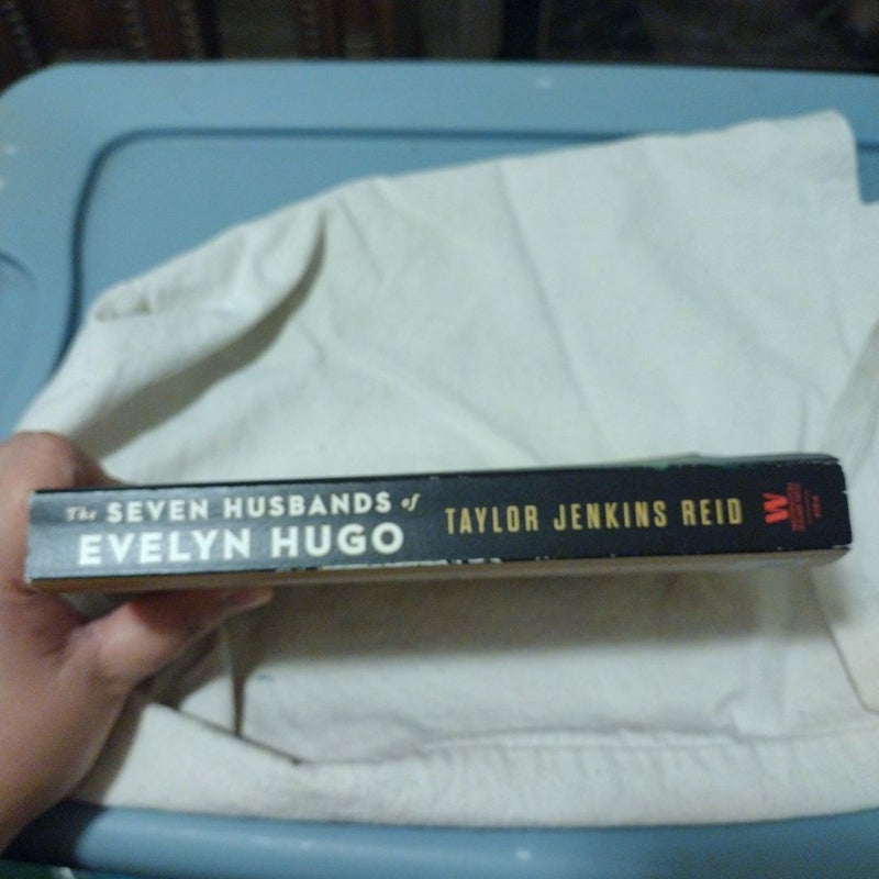 The Seven Husbands of Evelyn Hugo