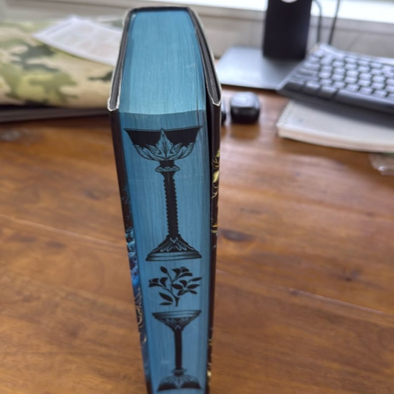 Throne of Secrets - UK Waterstones Exclusive with Sprayed Edges