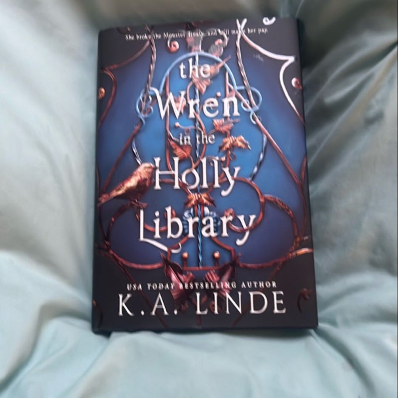 The Wren in the Holly Library (Deluxe Limited Edition)