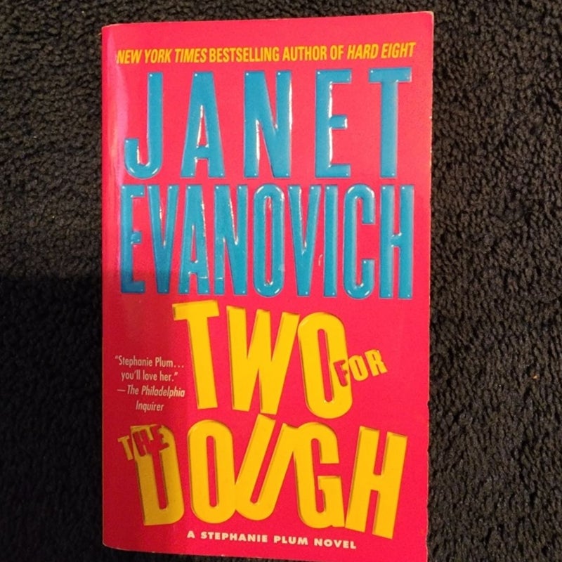 4 Janet Evanovich Books from Stephanie Plum Series 