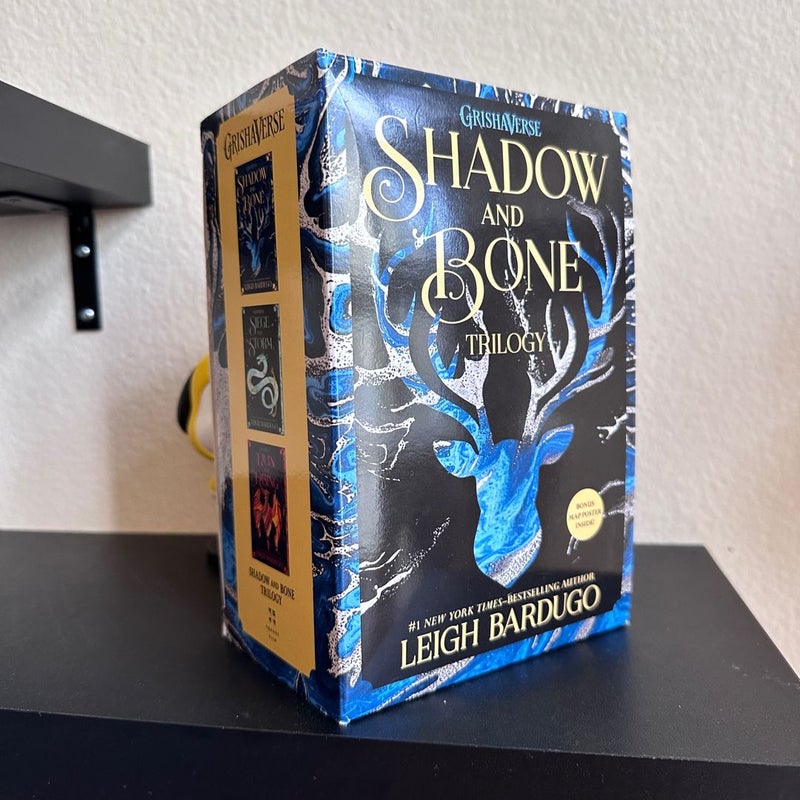 The Shadow and Bone Trilogy Boxed Set