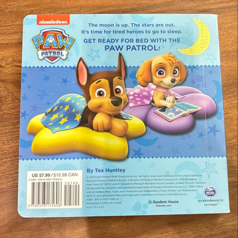 Snuggle up, Pups (PAW Patrol)