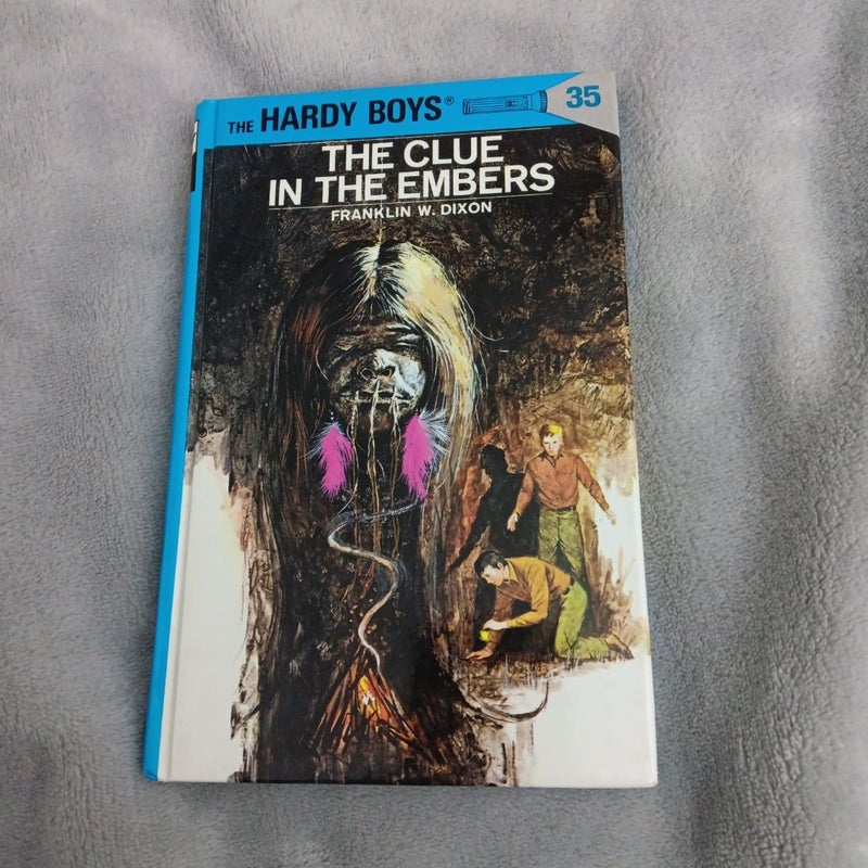 Hardy Boys 35: the Clue in the Embers