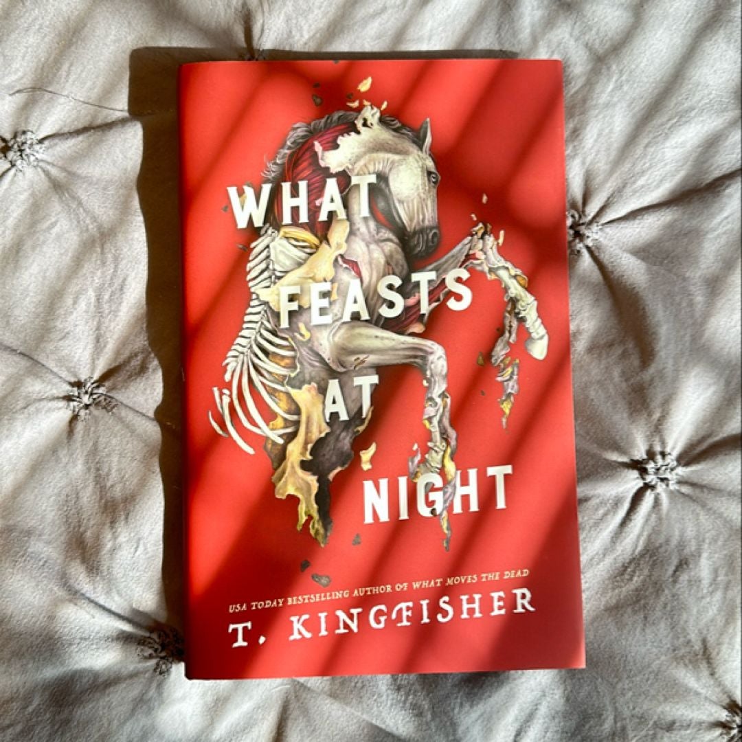 what-feasts-at-night-by-t-kingfisher