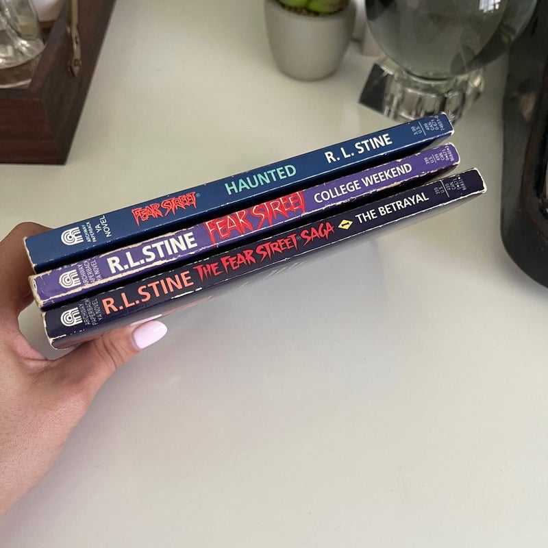 3 Fear Street Books