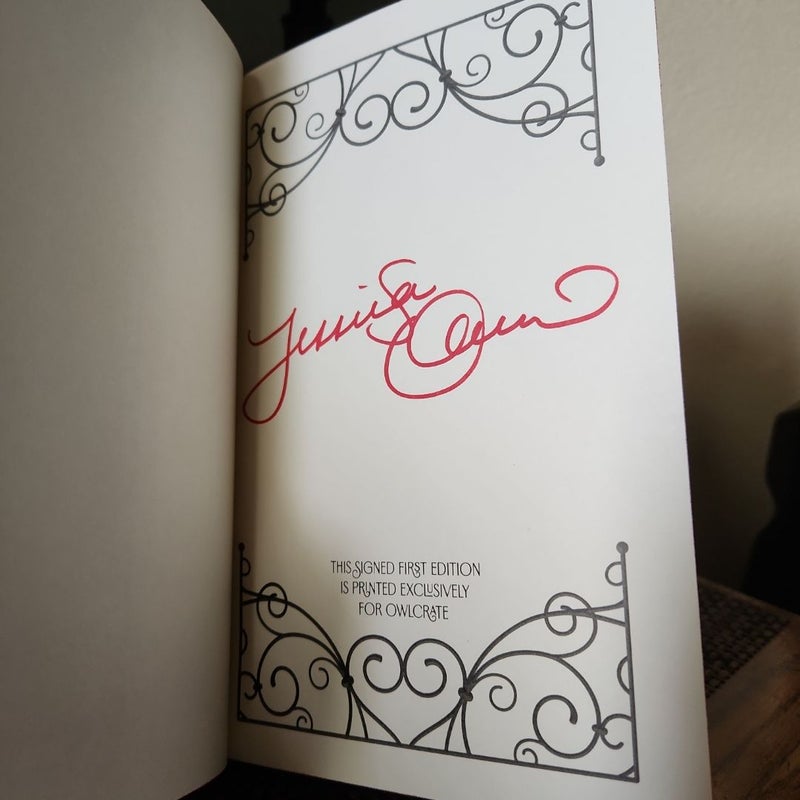 (OWLCRATE)A Forgery of Roses