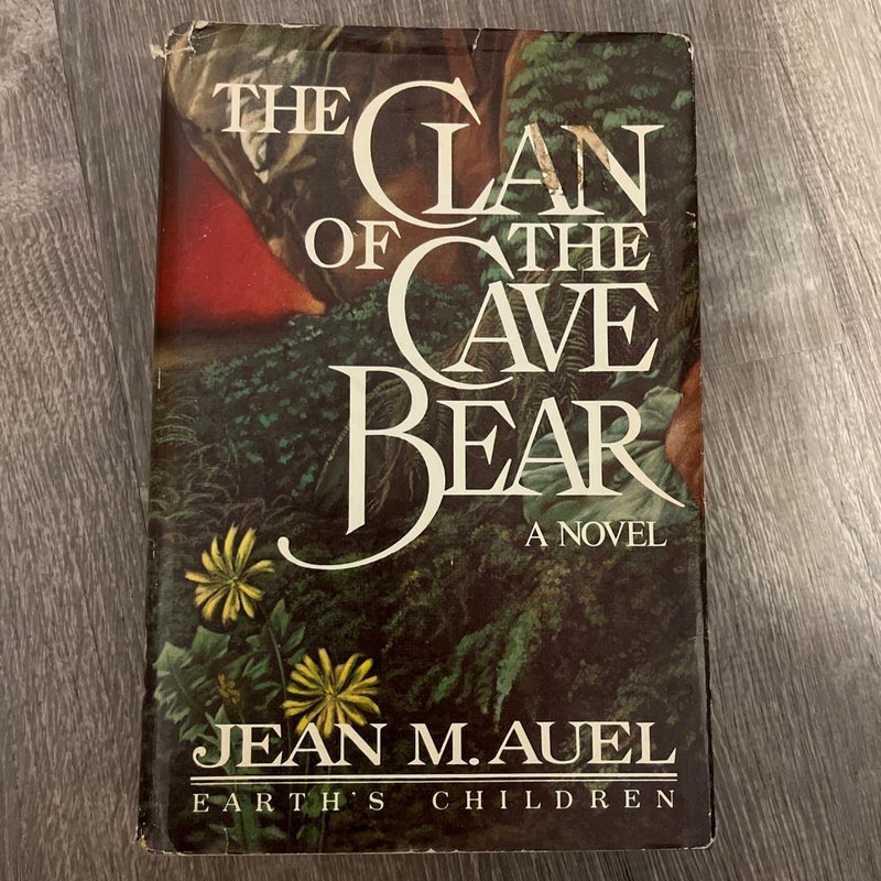 Vintage Clan Of The Cave Bear Jean M Auel Earths Children Book Hardcover 1980