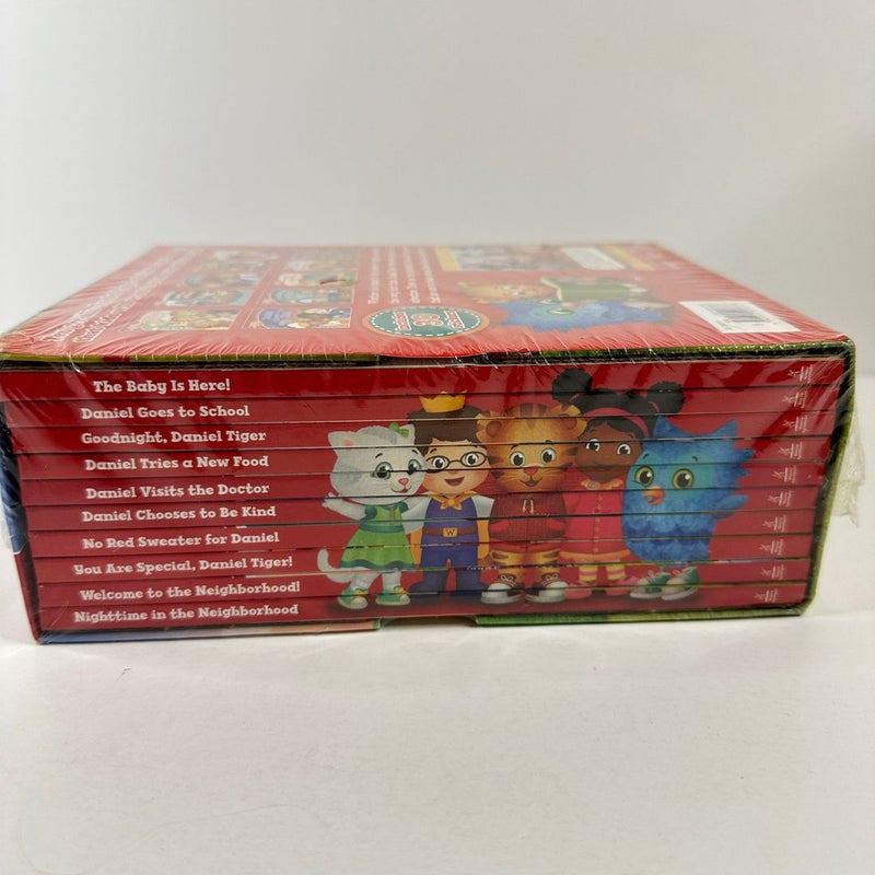 Daniel Tiger’s Neighborhood Story Box, 10 Books, NEW in Plastic