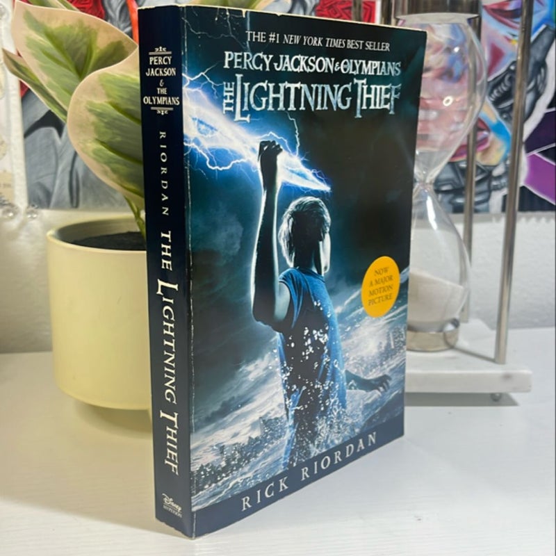 Percy Jackson and the Olympians, Book One the Lightning Thief (Movie Tie-In Edition)