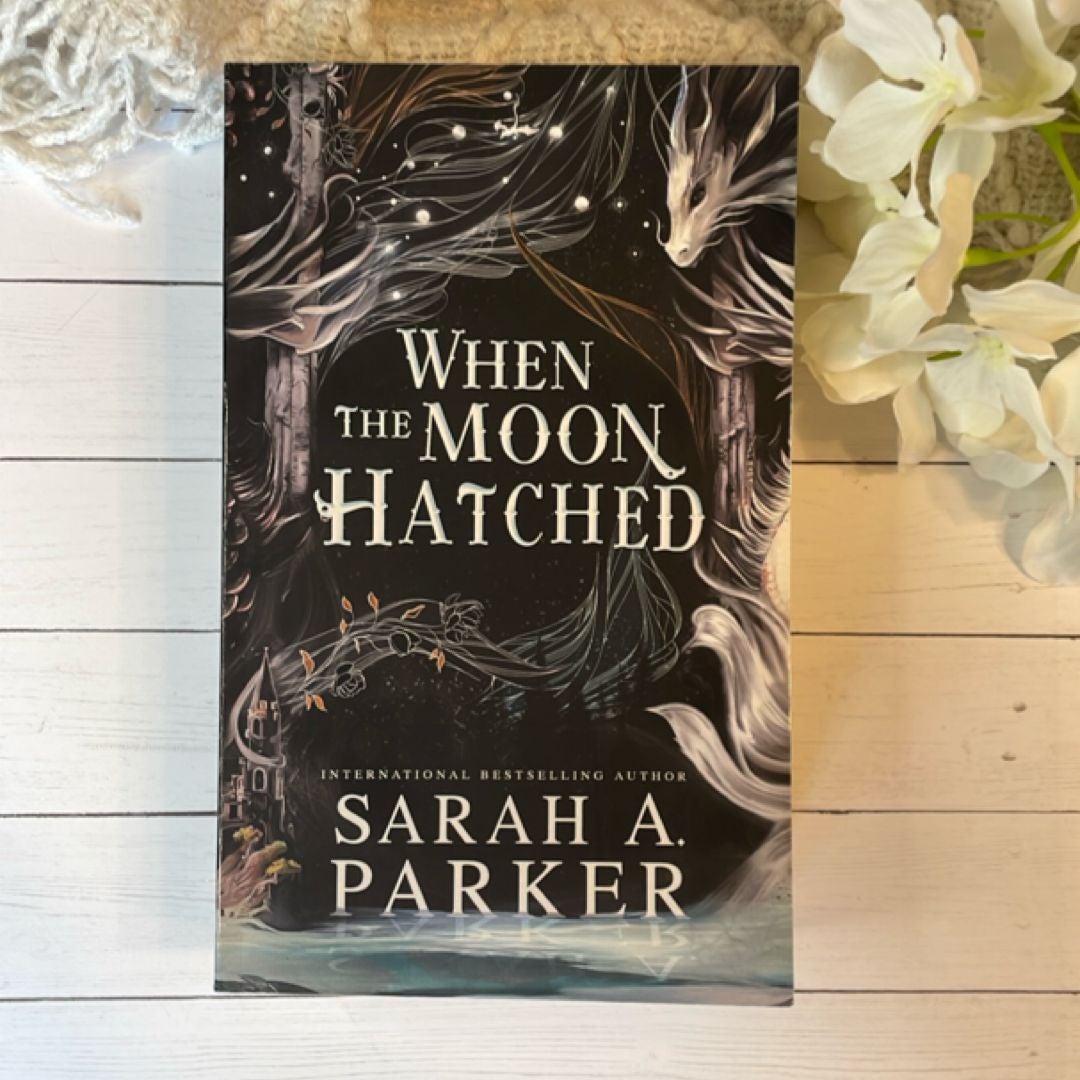 洋書 When The Moon Hatched from Page&Wick Page & Wick When the Moon Hatched by Sarah A. Parker, Hardcover