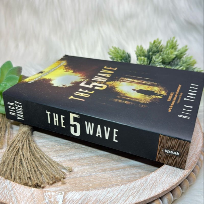 The 5th Wave