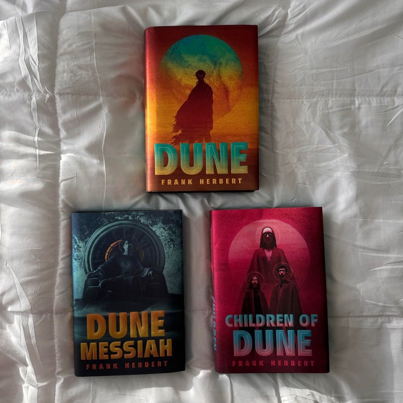 Dune Saga 3-Book Deluxe Hardcover Boxed Set
