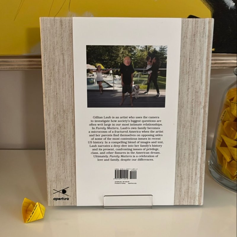 Gillian Laub: Family Matters